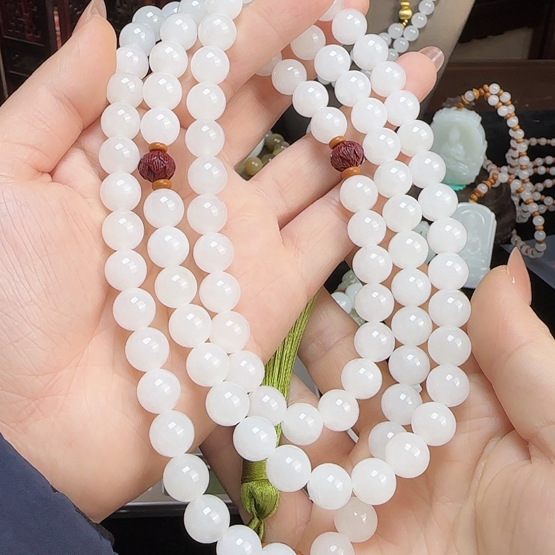 和田玉未镶嵌颈饰定制发货