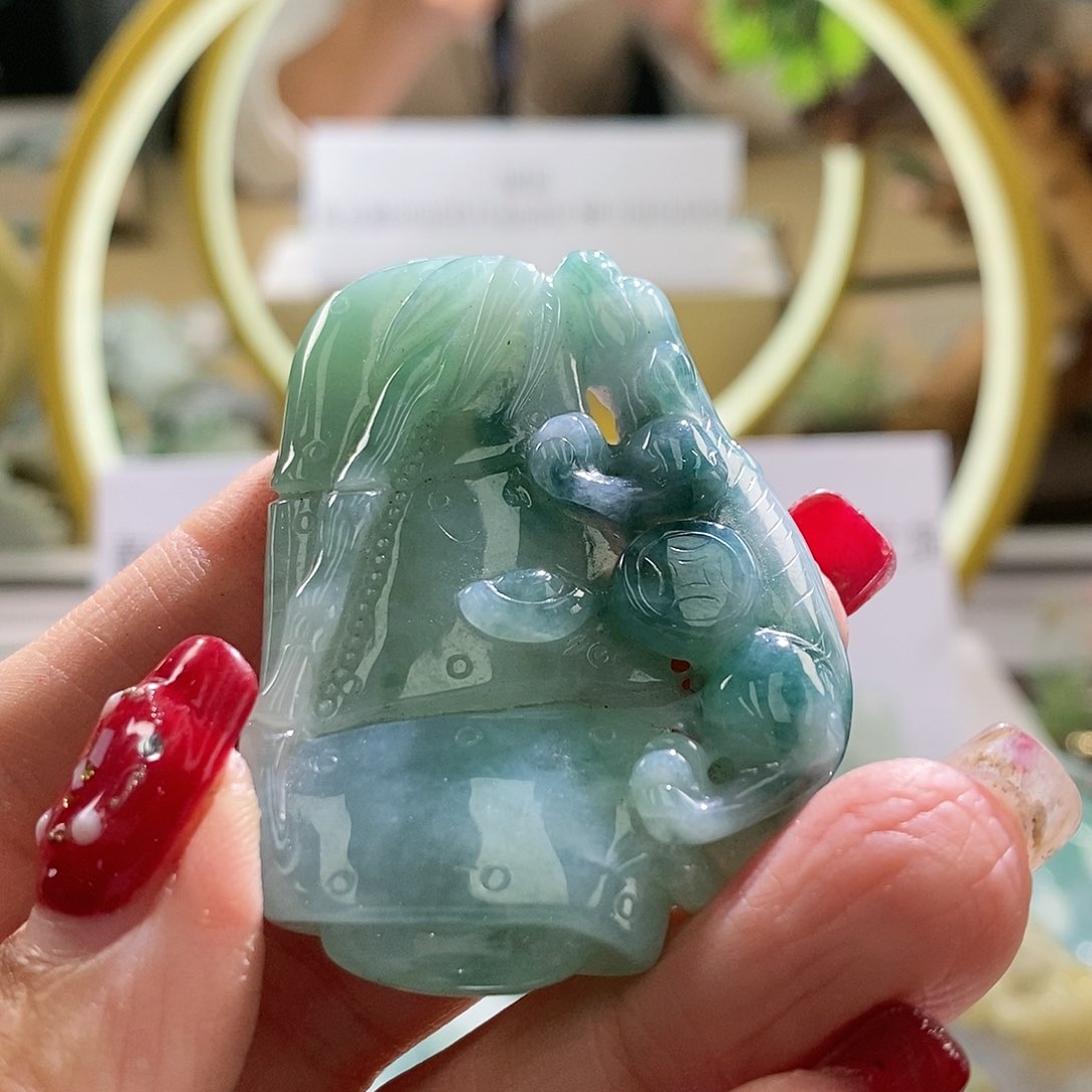 【闪购商品】翡翠颈饰未镶嵌节