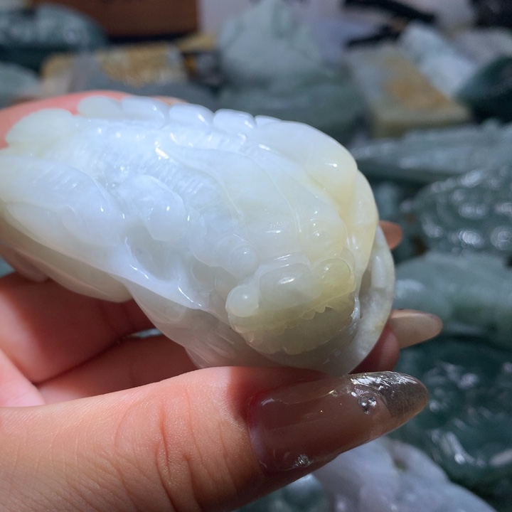 翡翠未镶嵌颈饰保真天然A货翡翠