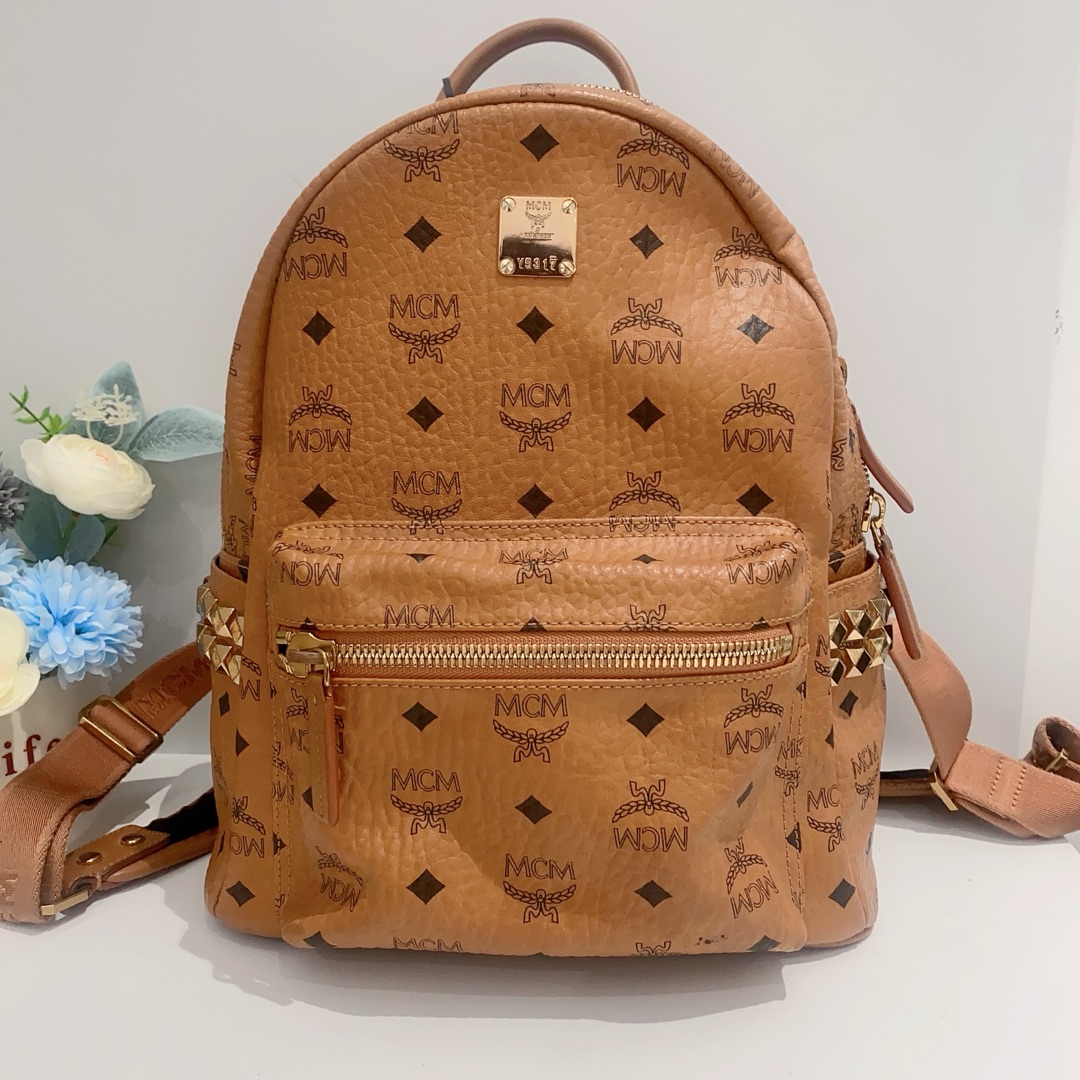 95新 MCM 干邑色双肩包中号16348032二奢