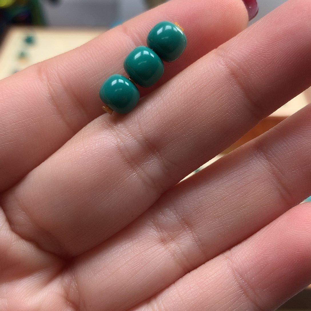 绿松石配饰未镶嵌