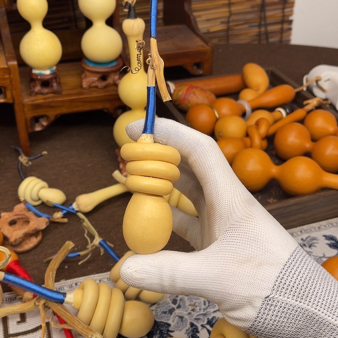 有***…大叶紫檀（黑酸枝木类）