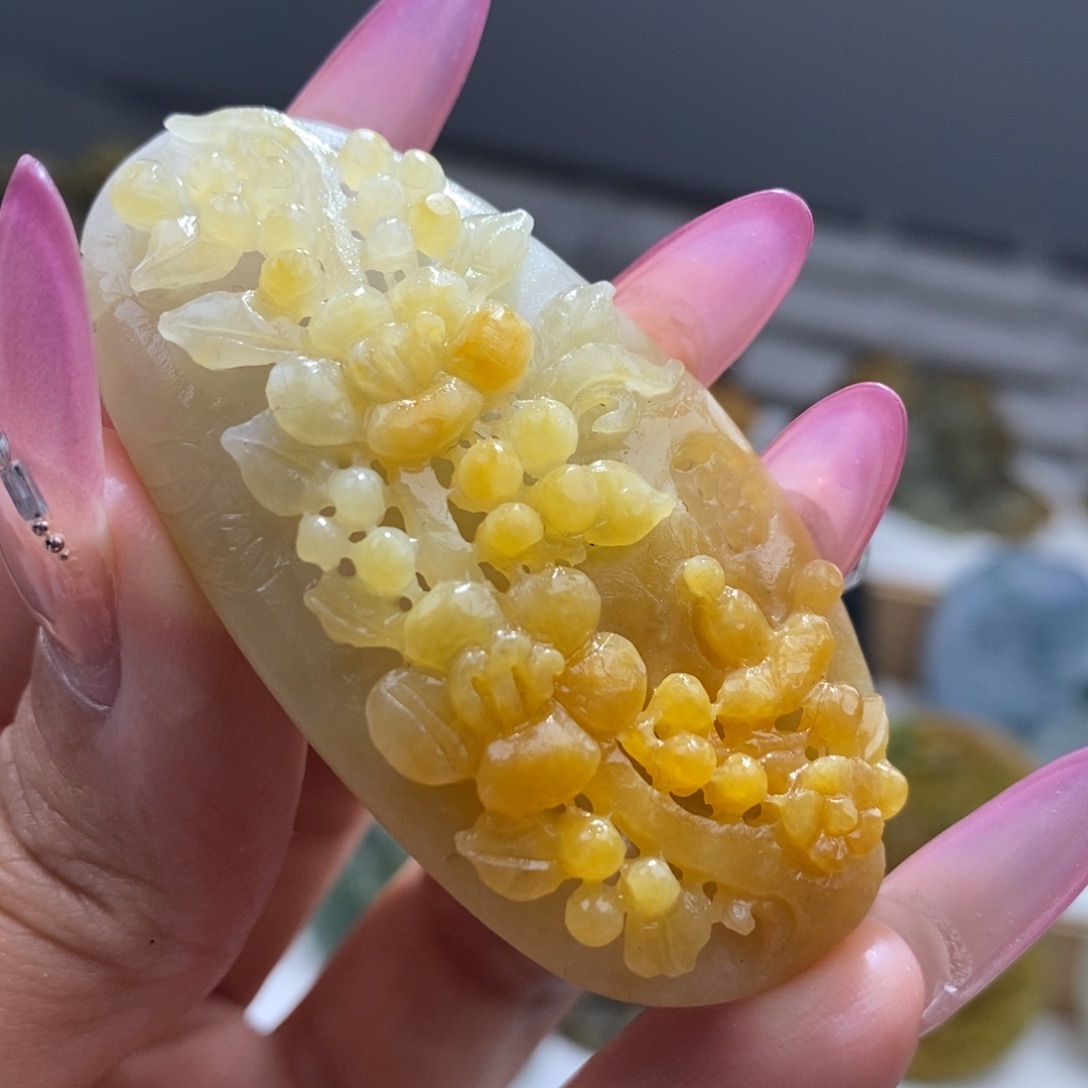 定制翡翠未镶嵌花开富贵