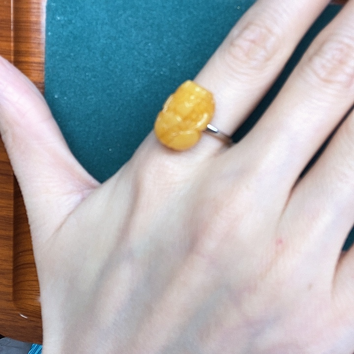 蜜蜡戒指银S925镶嵌戒指
