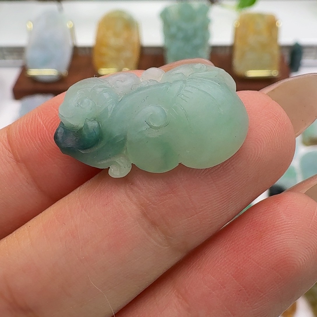 定制翡翠未镶嵌毛货