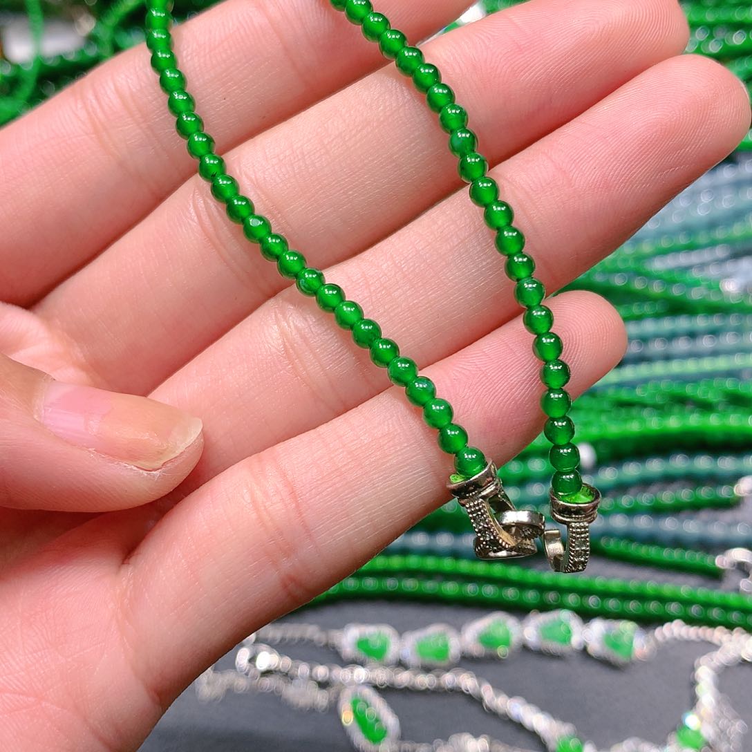 翡翠手串未镶嵌天然翡翠