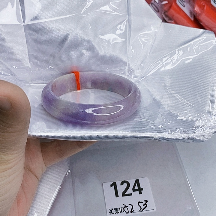 翡翠未镶嵌手镯一图一物实物为准（微瑕处理）