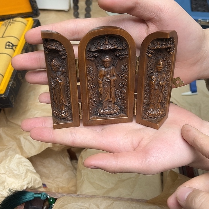 大叶紫檀（黑酸枝木类）