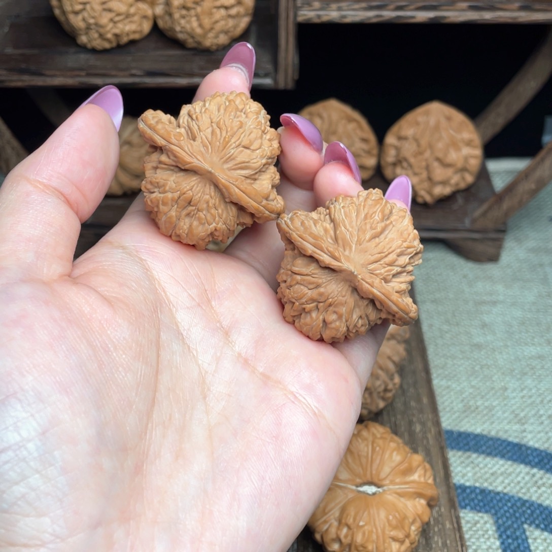 文玩核桃吊坠42四座楼