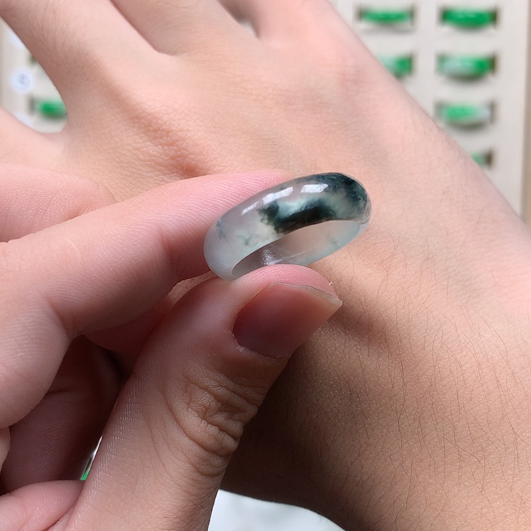 翡翠未镶嵌戒指21圈口微瑕