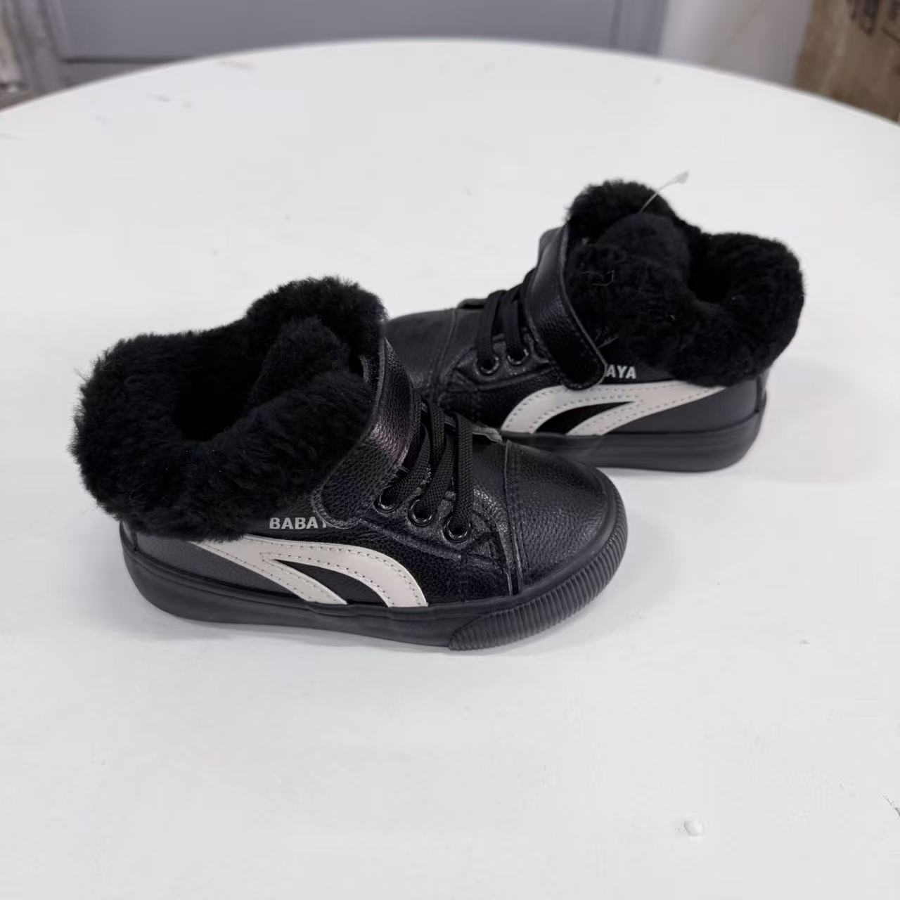 8211儿童棉鞋通用圆头轻便休闲板鞋单鞋时尚学生潮流