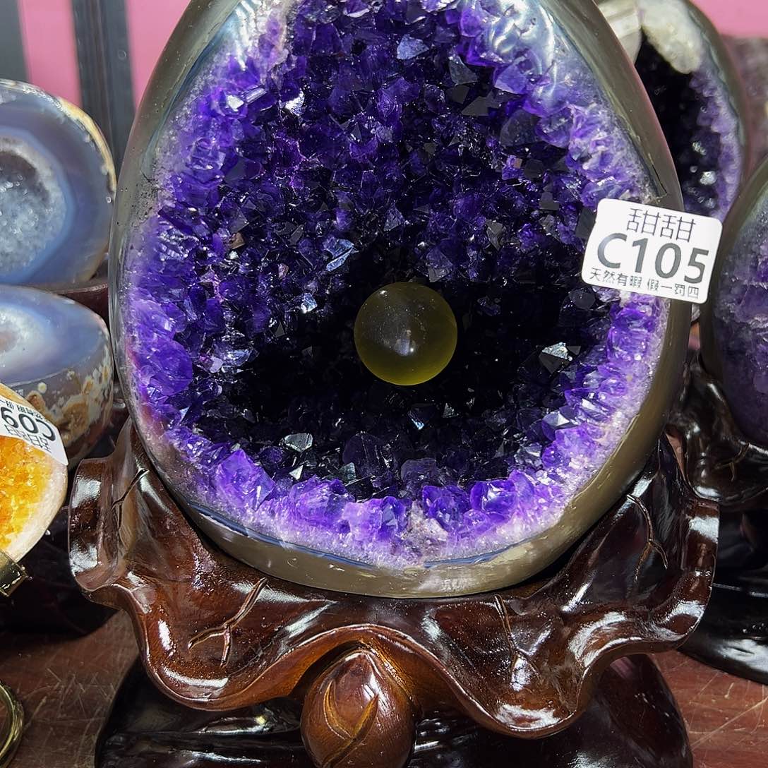 水晶大型摆件未镶嵌