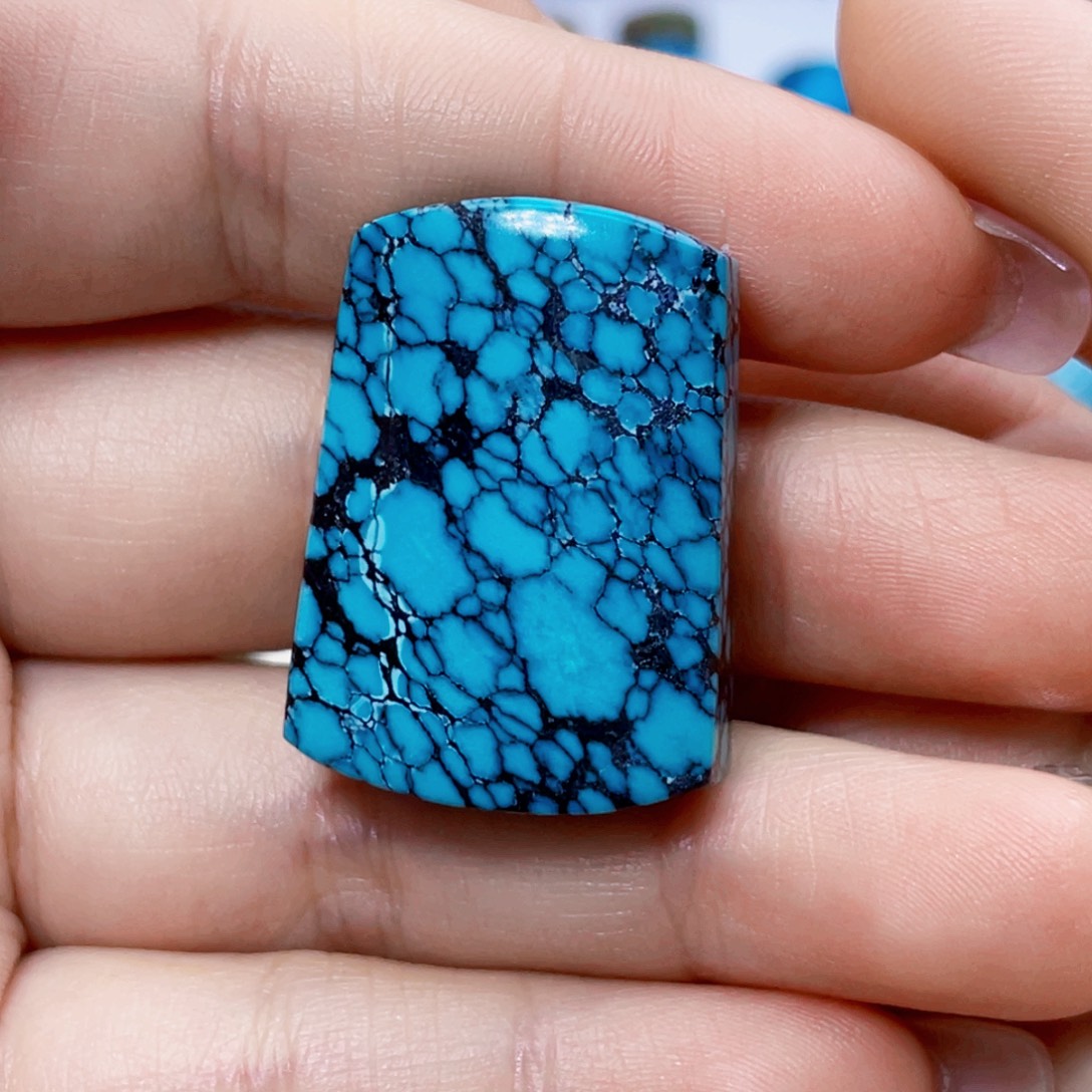 绿松石未镶嵌饰品