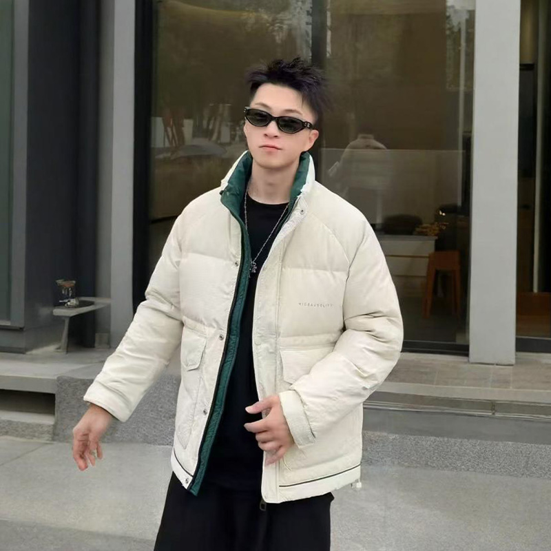 8506 2025冬季御寒保暖锁温防寒服男士时尚休闲断码剪标厚外套