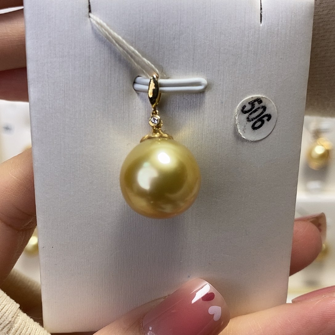 海水珍珠吊坠(不含链)18K金镶嵌