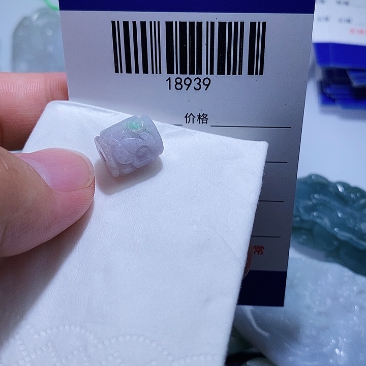 颈饰未镶嵌翡翠天光墟翡翠市场现金代购