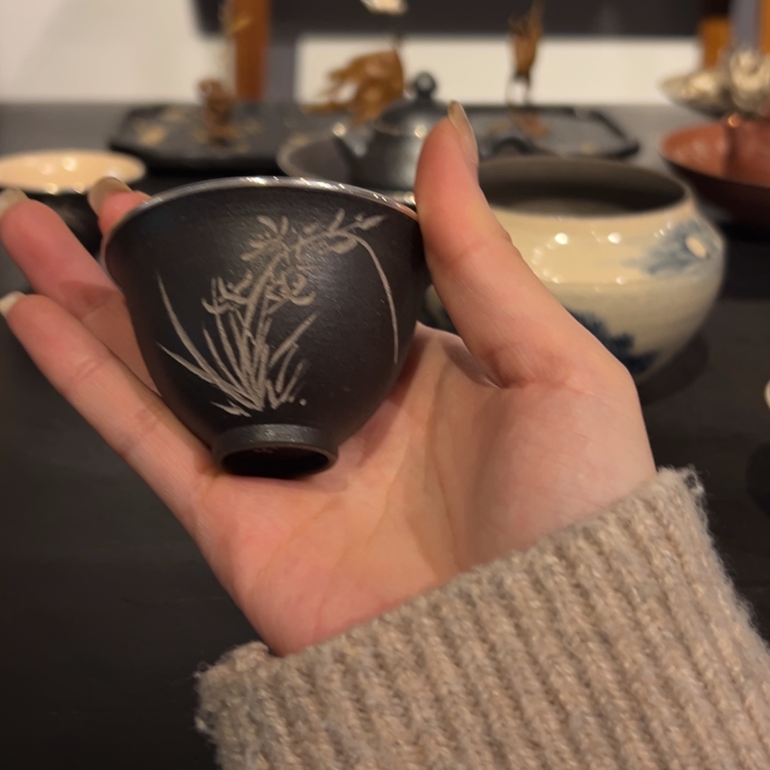 陶瓷。    陶瓷。     