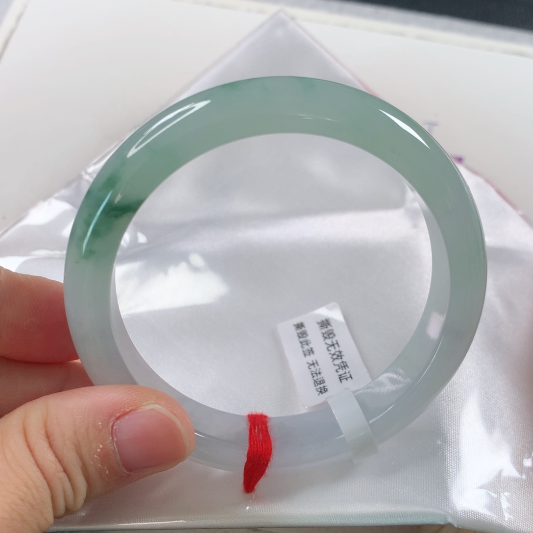 未镶嵌手镯翡翠256