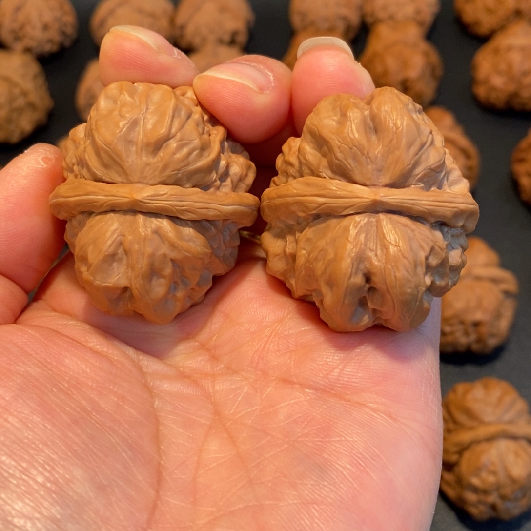 E***尤文玩核桃把件蛤蟆头