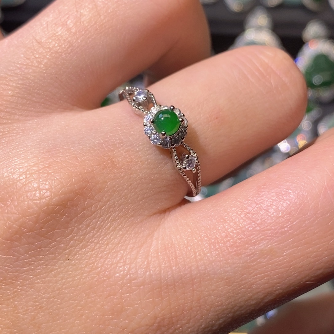 翡翠未镶嵌颈饰天然