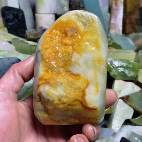 【闪购商品】蛇纹石玉珠宝玉器未镶嵌