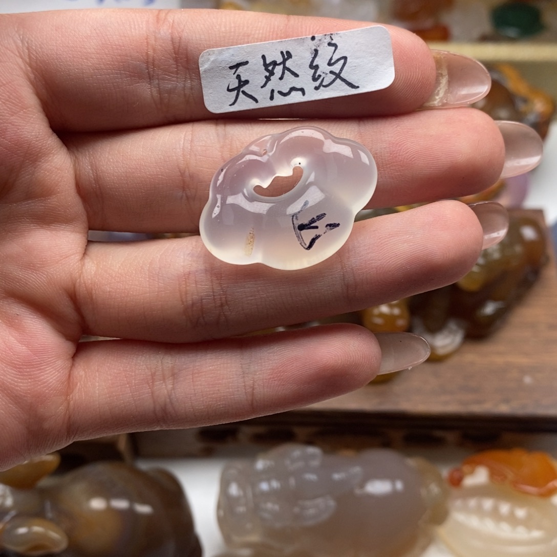 玛瑙/玉髓未镶嵌颈饰