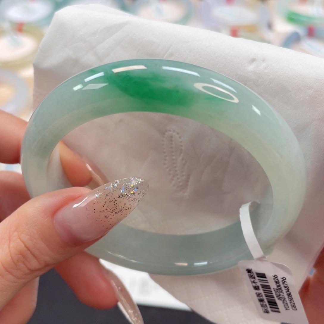 未镶嵌手镯翡翠58细糯满绿飘阳绿 捡漏21号