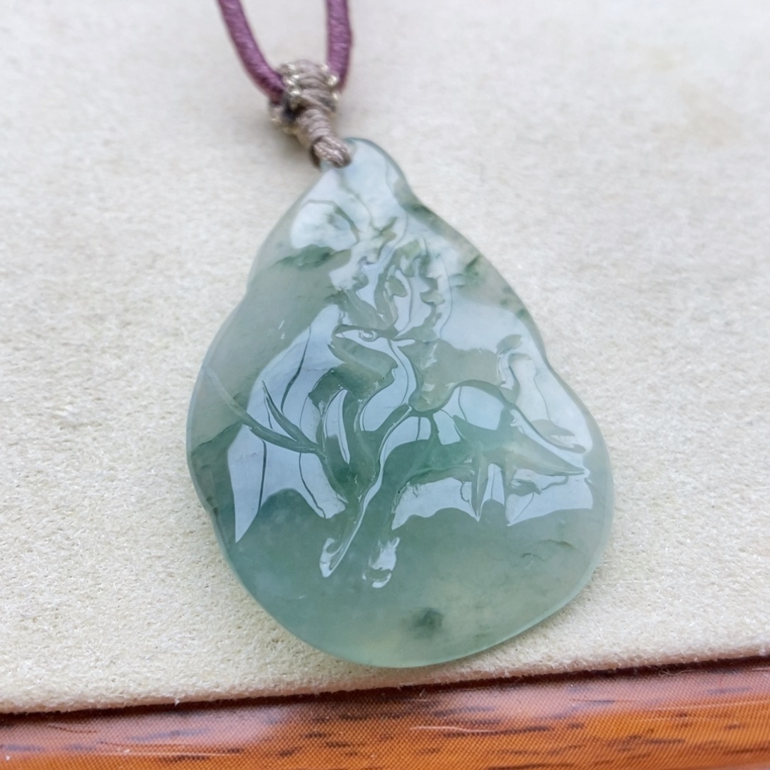 翡翠未镶嵌颈饰吊坠10