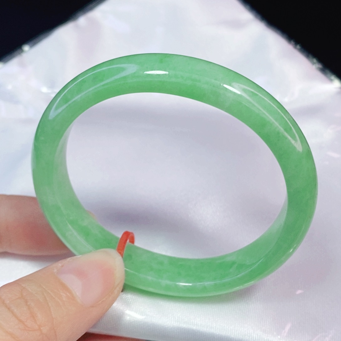 未镶嵌手镯翡翠52.6贵妃