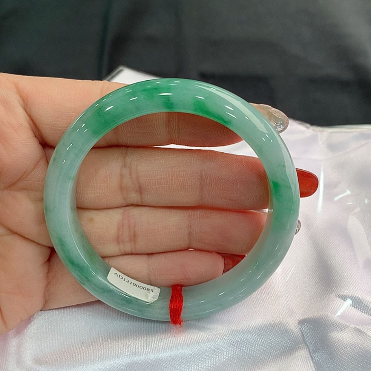 【闪购商品】翡翠手镯未镶嵌H*J53.2，52/53