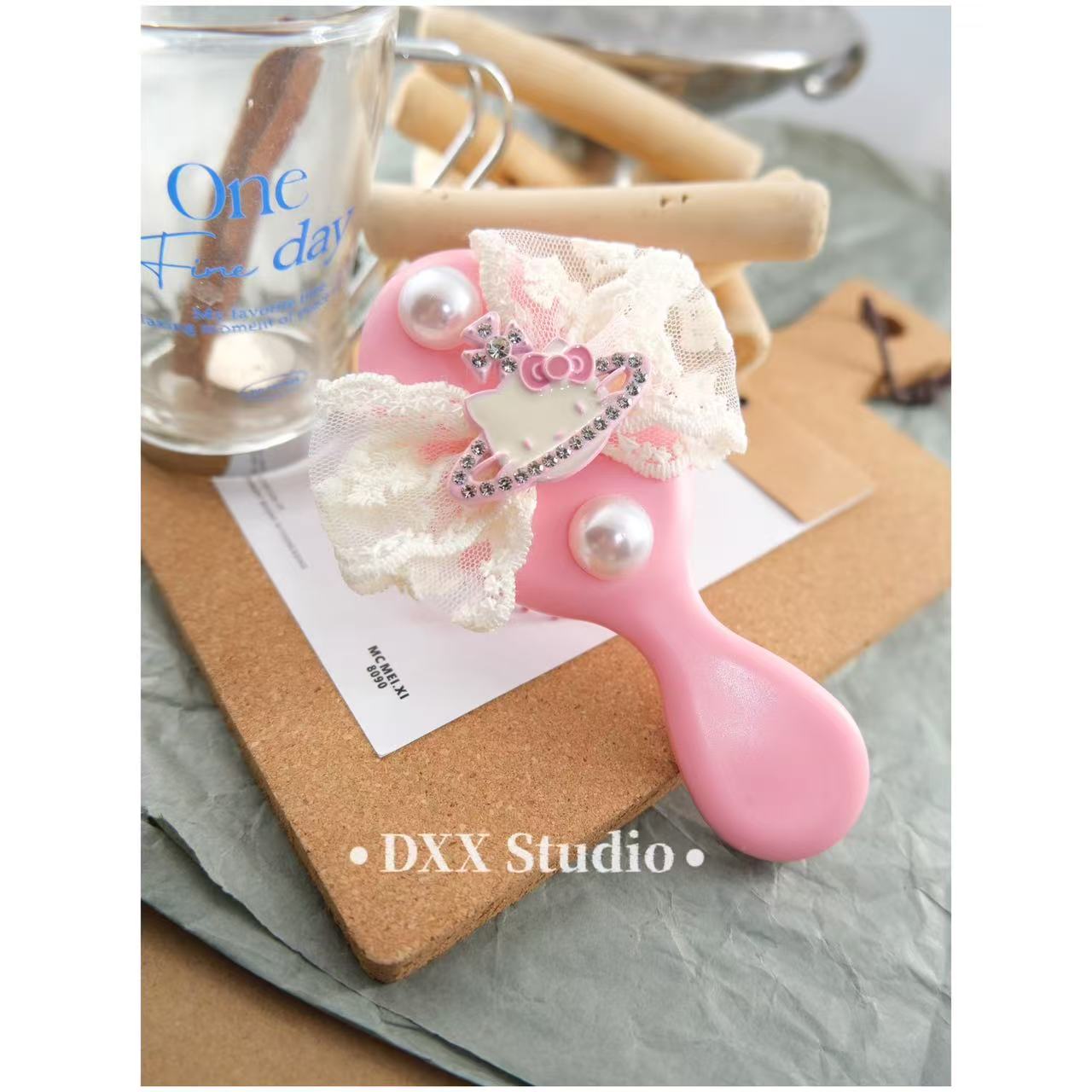 小众设计新品粉色系kitty梳子45483