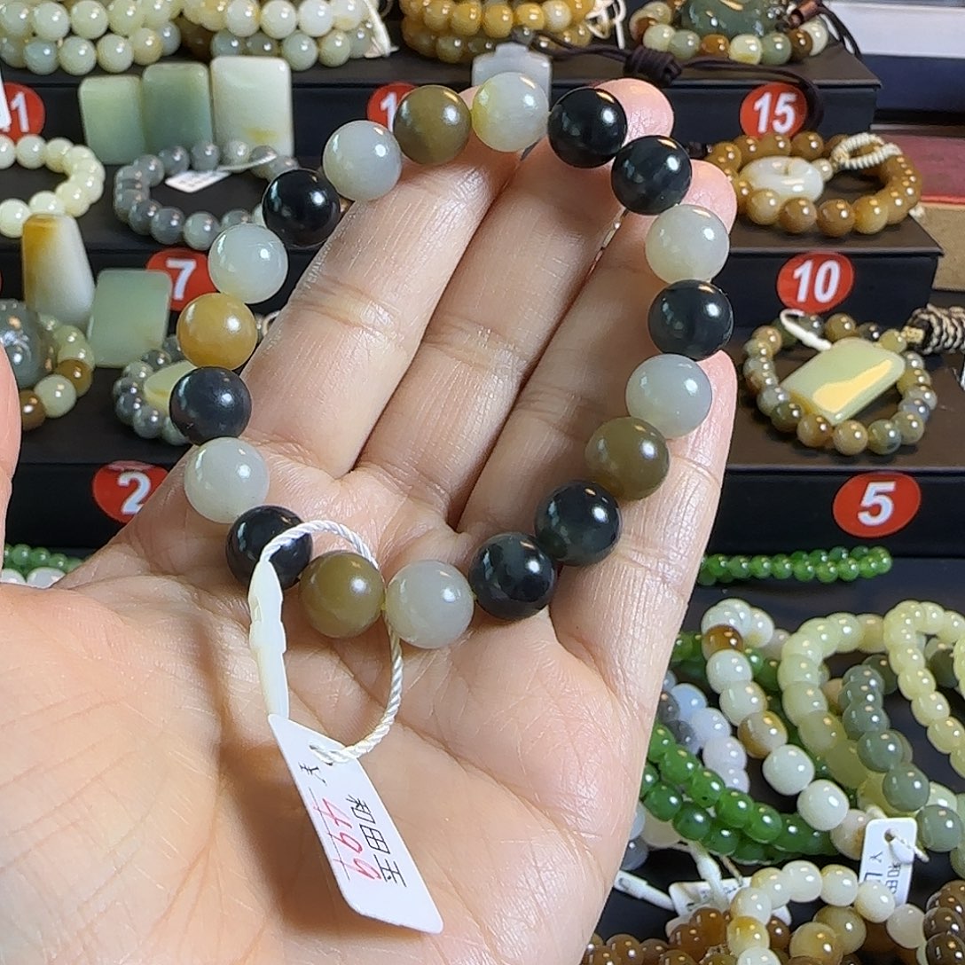 和田玉未镶嵌手链