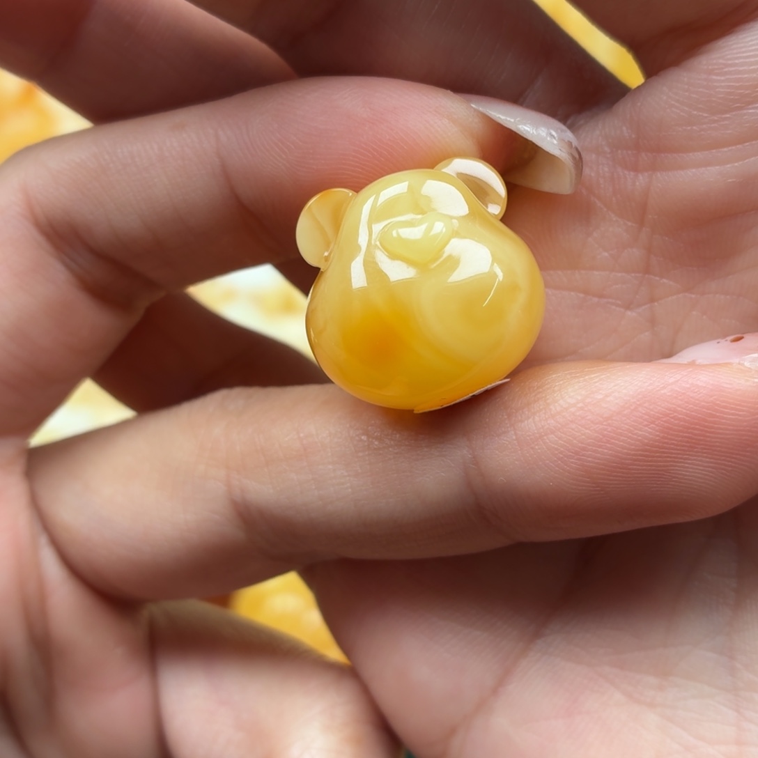 琥珀未镶嵌裸石蜜蜡