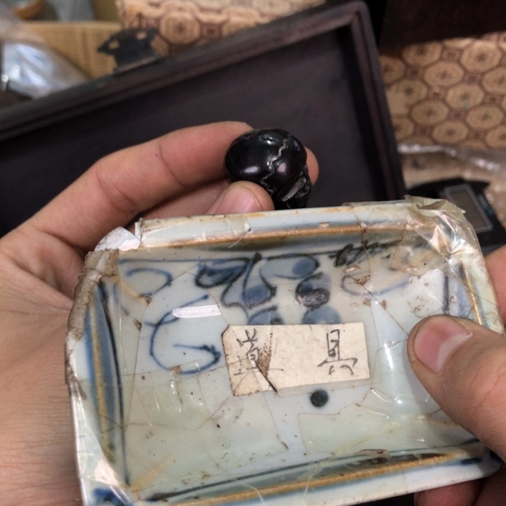 陶瓷孤品单件车里拍