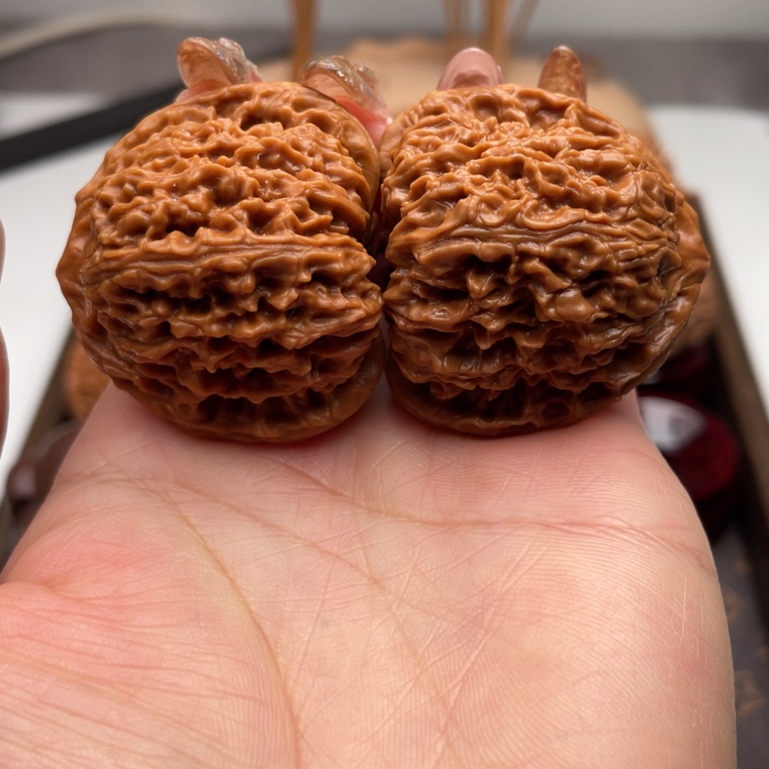 桃核把件温****?南疆石全品41