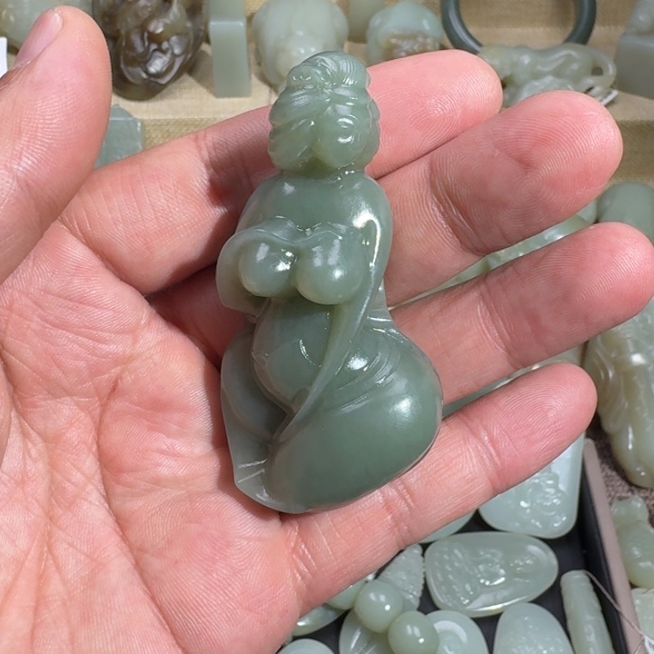 和田玉颈饰未镶嵌