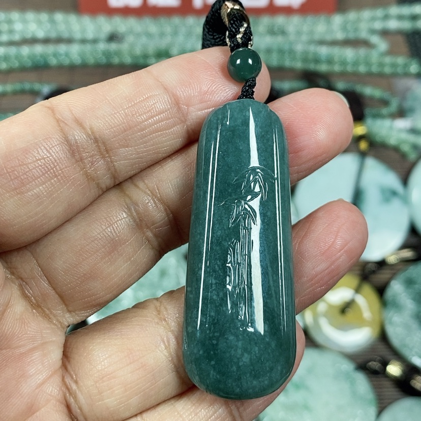 【闪购商品】翡翠颈饰未镶嵌玉吊坠翡翠玉节节高