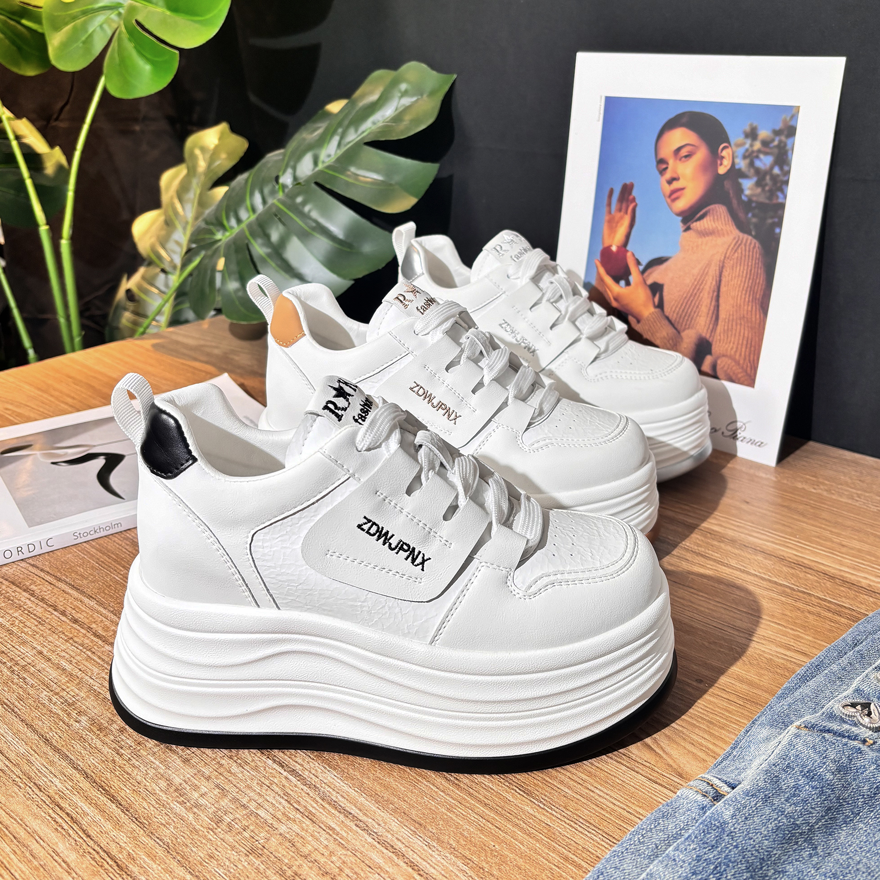 【增高8cm】2025春百搭韩版小白鞋女百搭防滑轻便厚底运动休闲鞋子