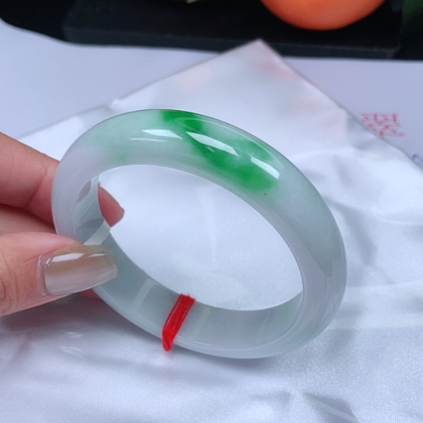 【闪购商品】翡翠手镯未镶嵌，
