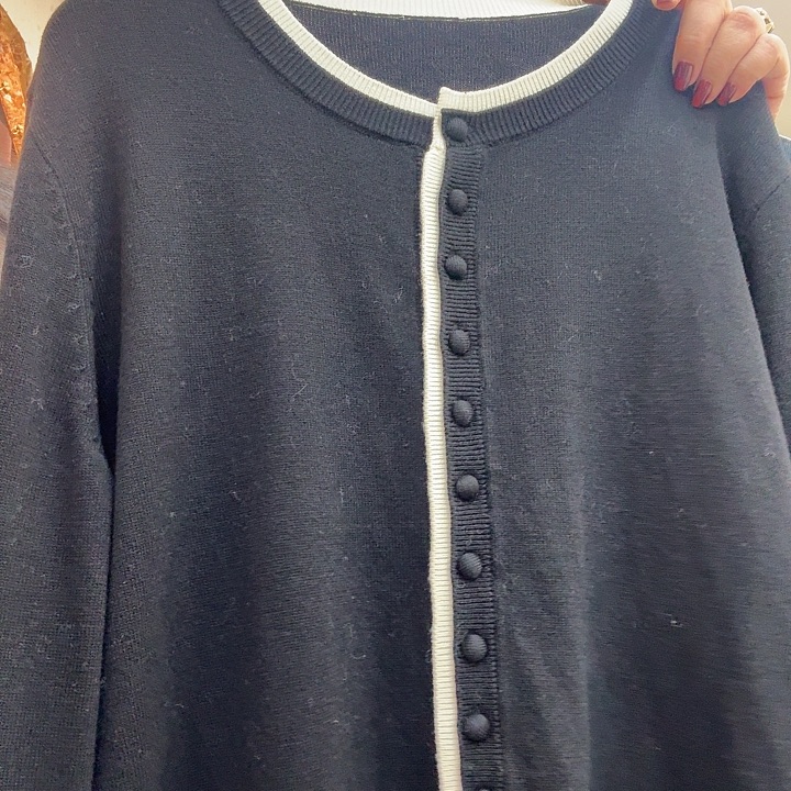 萌***哒01067，黑色，X L码，