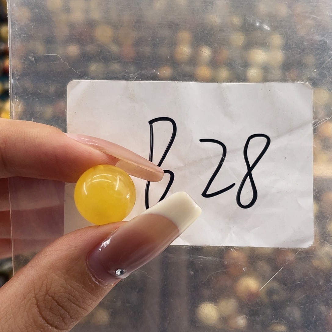 编***7琥珀未镶嵌裸石13.6福利