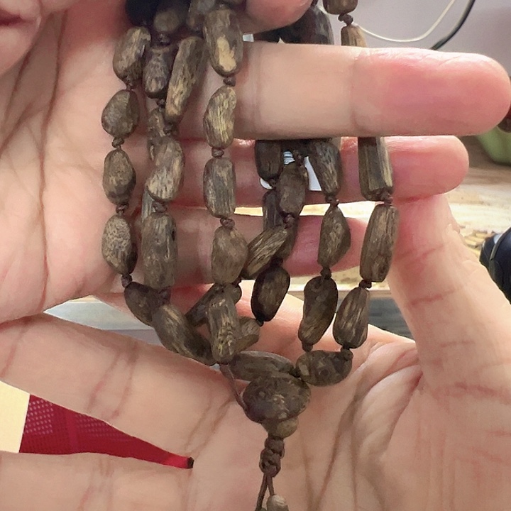 沉香手串长串多圈