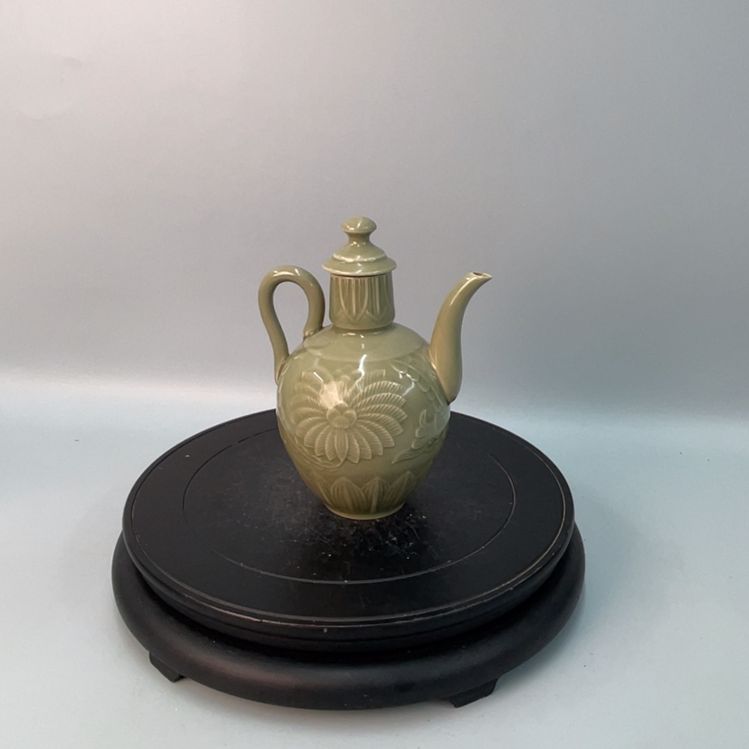 摆件陶瓷制品制作工艺技术研究