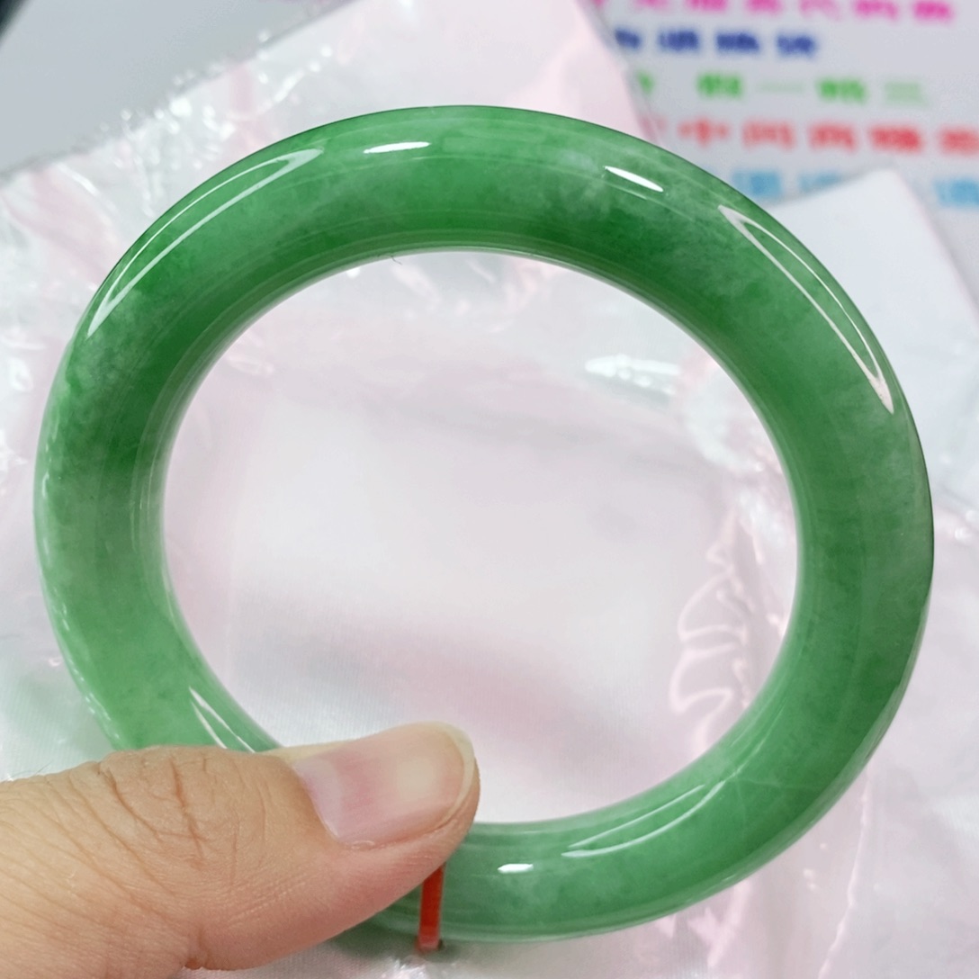 未镶嵌手镯翡翠56.6圈口圆条