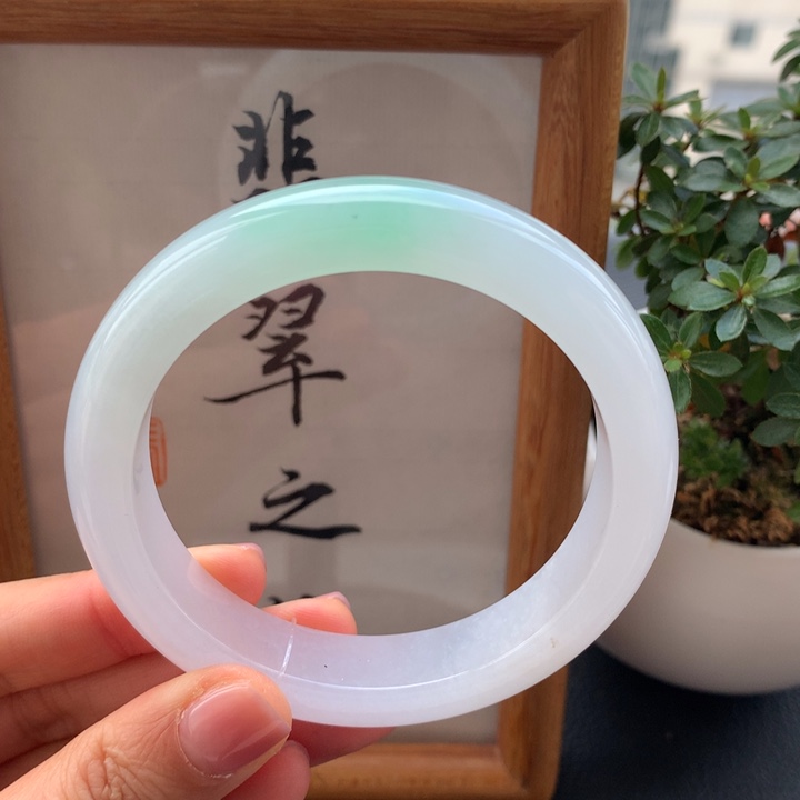 翡翠手镯未镶嵌翡翠手镯58