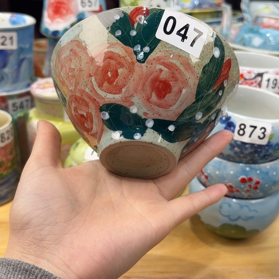 瓷片兔兔。兔兔好帅