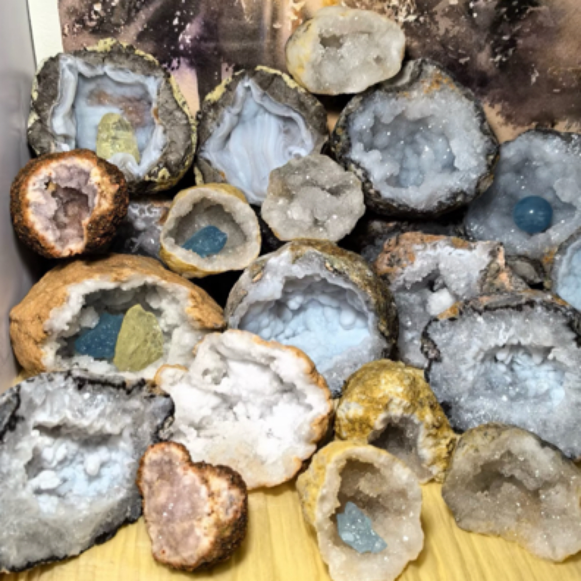 墨西哥晶洞摆件全手工