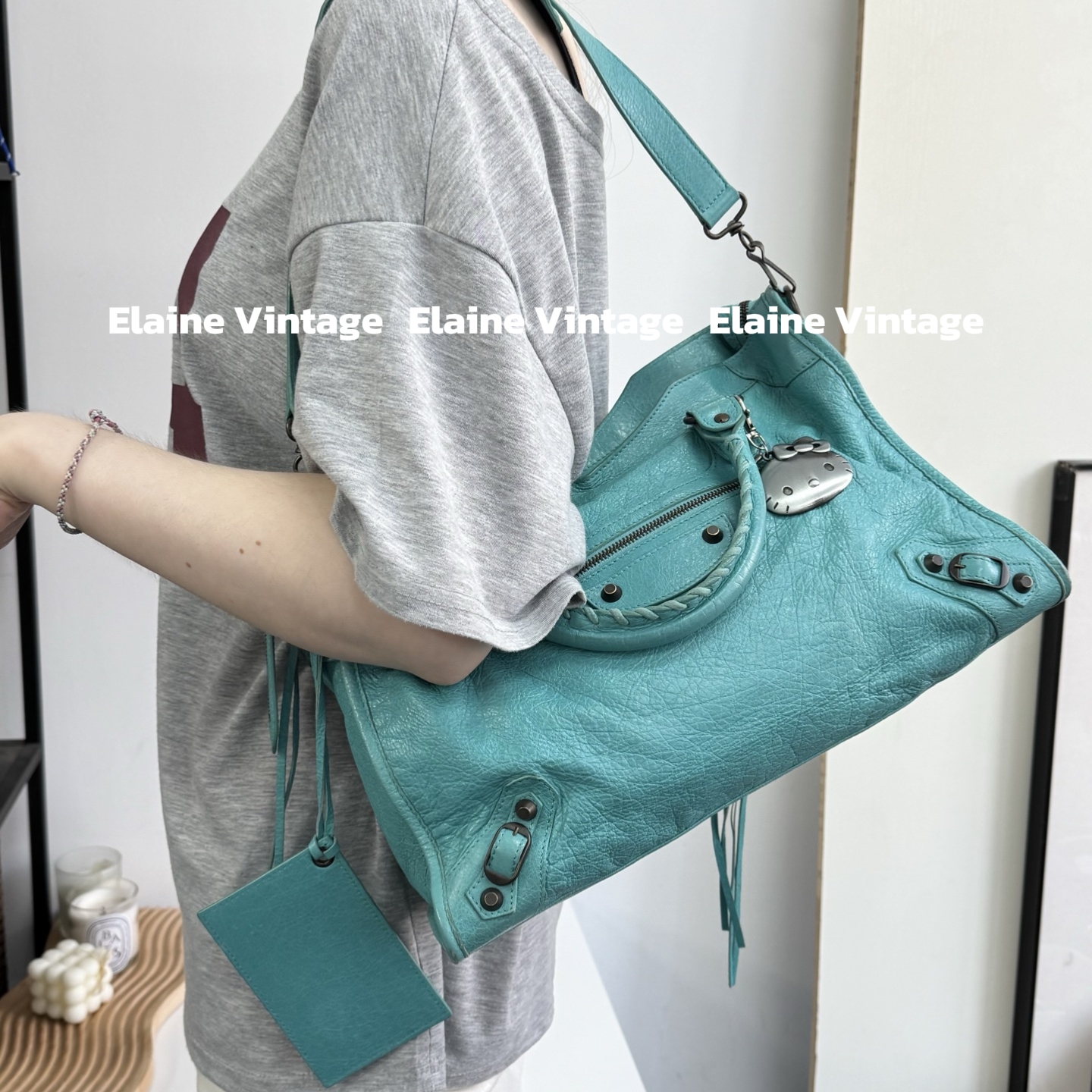 95新 Balenciaga/巴黎世家 city薄荷绿中号机车包（38cm）/Y1056