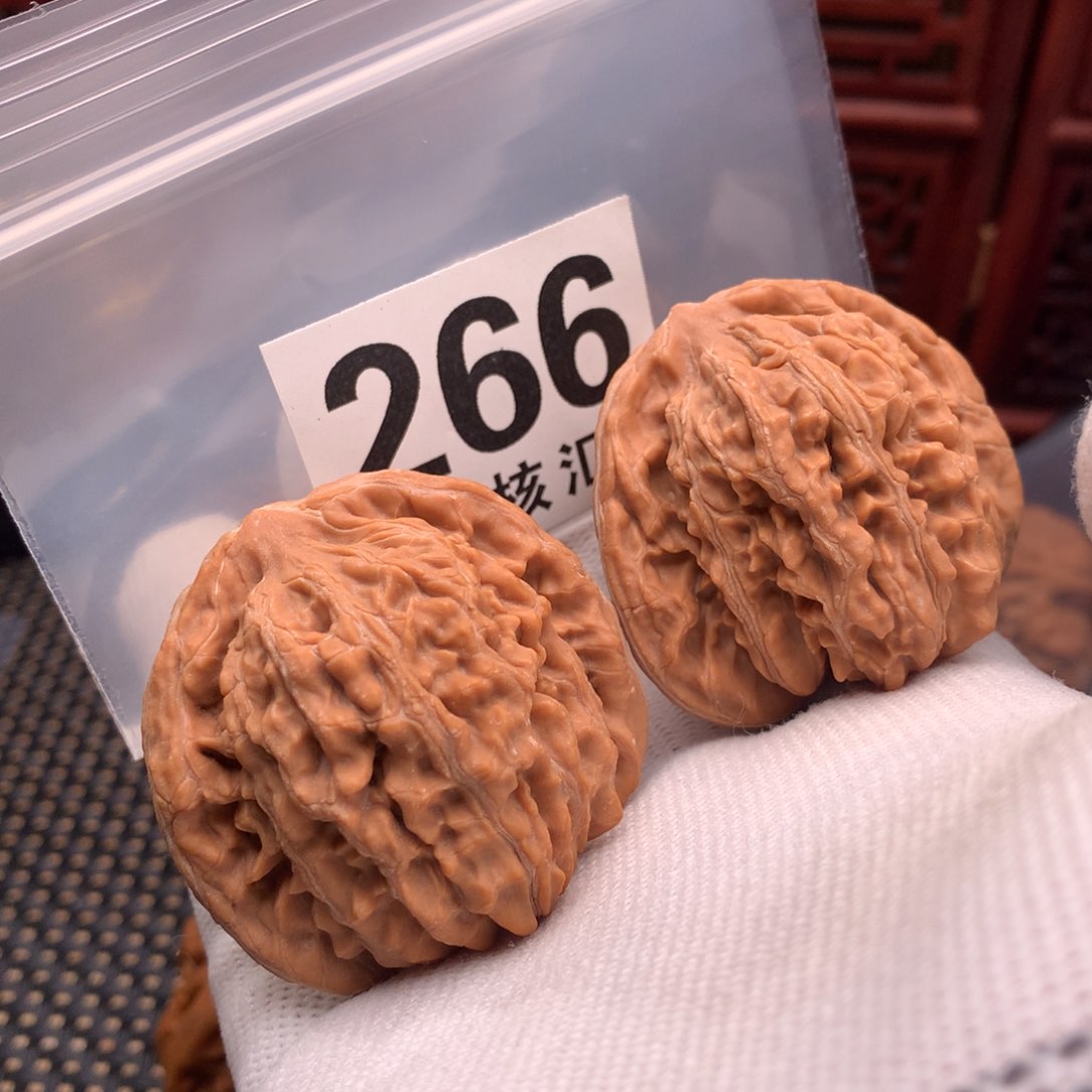 文玩核桃把件楼子43