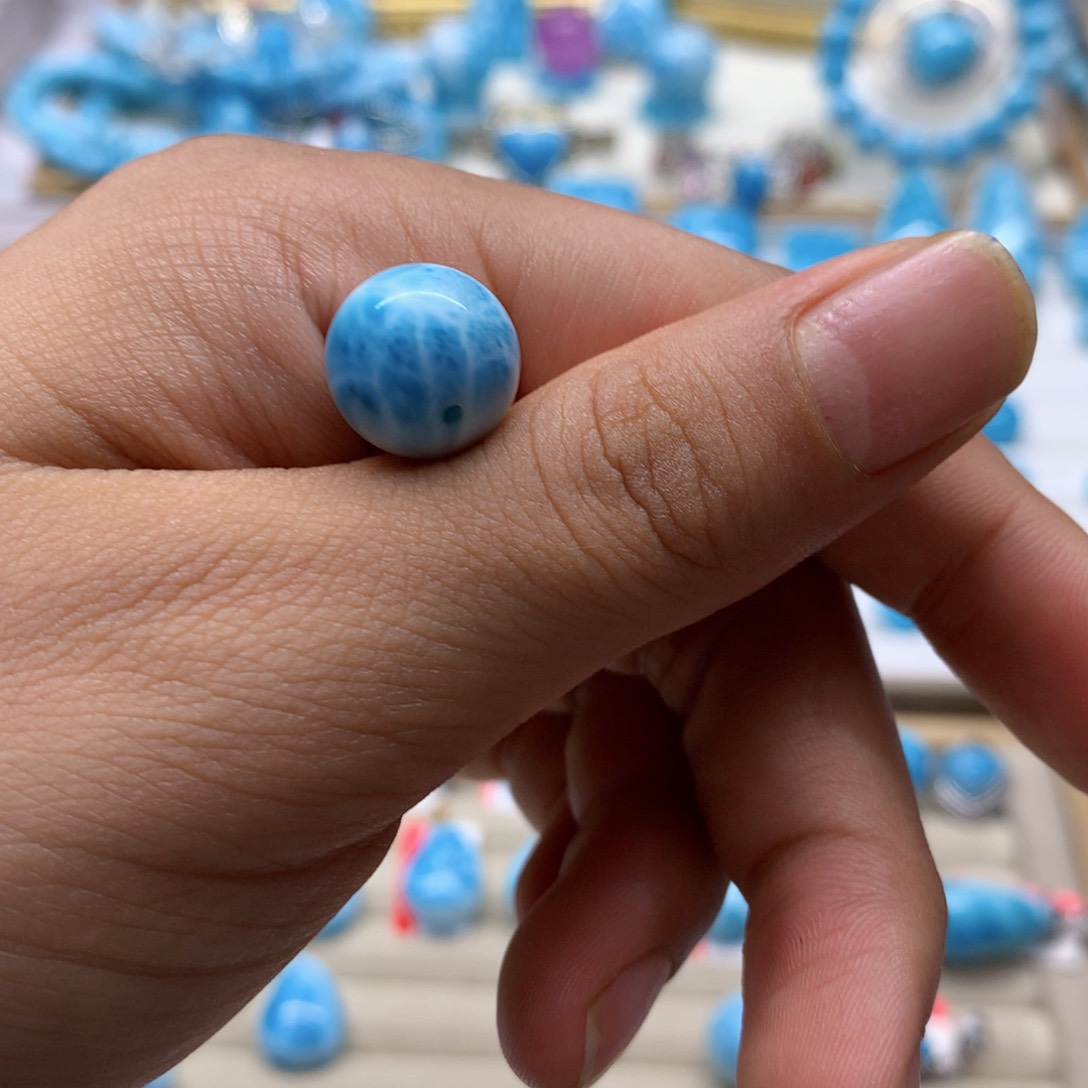 月***^珠宝奇石针钠钙石未镶嵌